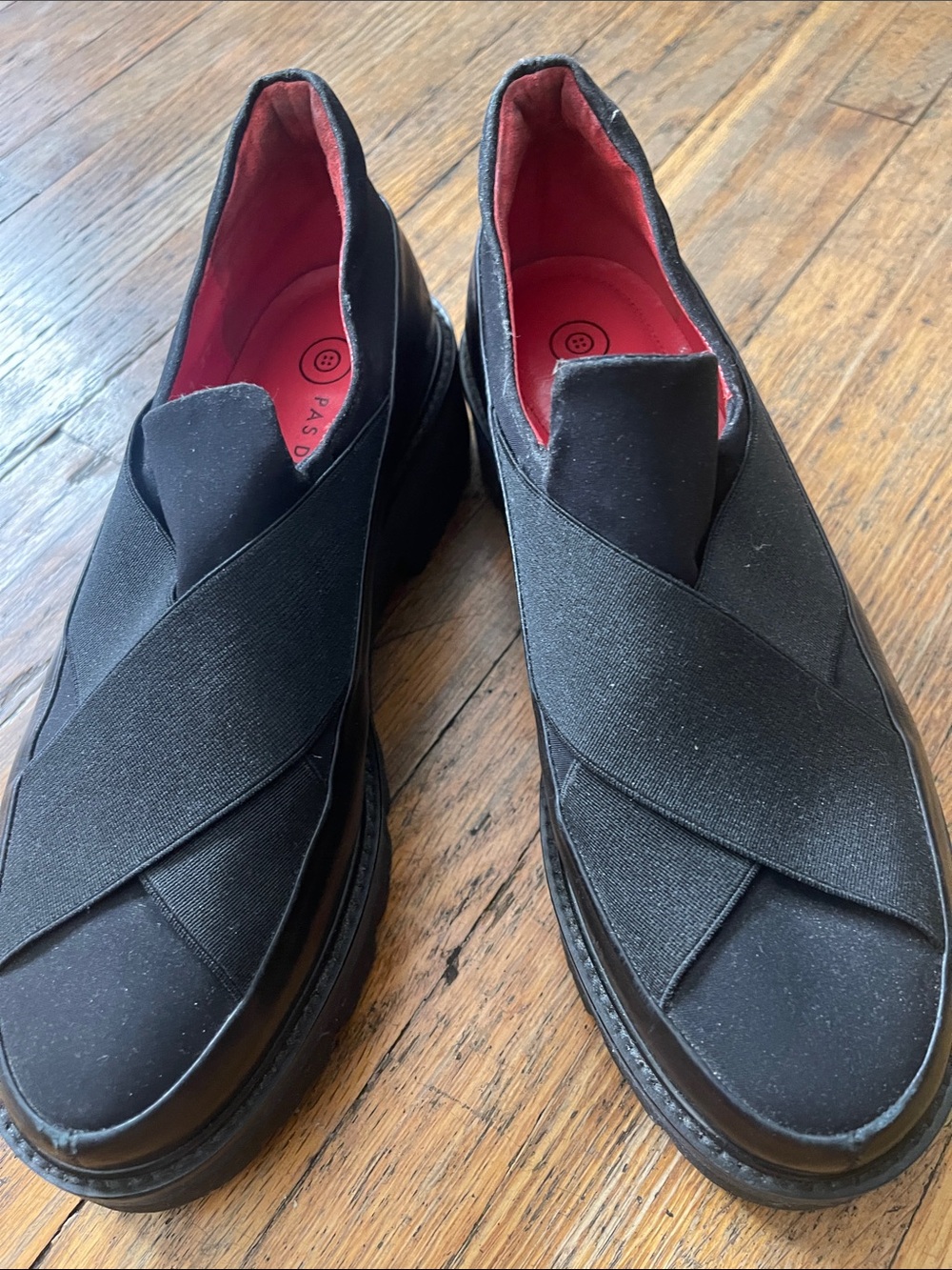 Pas de Rouge Black Slip-On Loafers with Red Insole